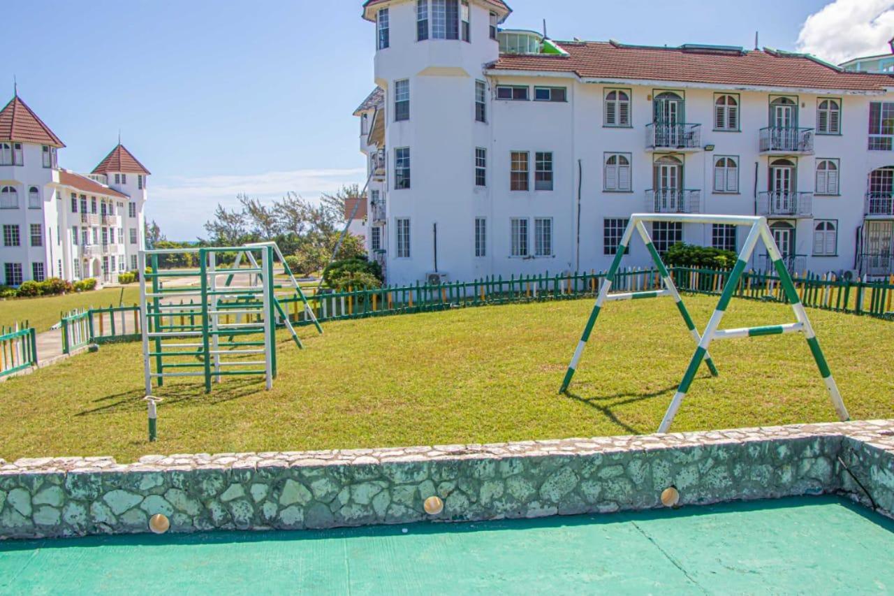 Ferienwohnung Malibu Ocean View Studio Montego Bay Exterior foto